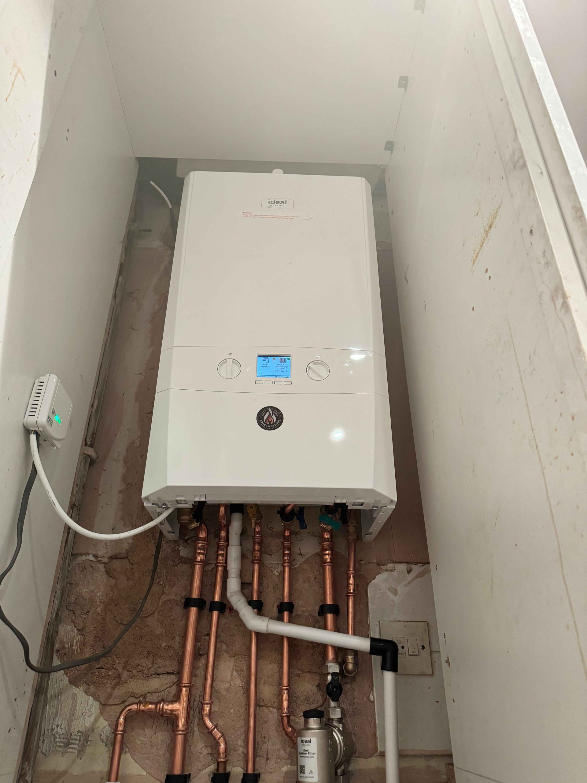 E64B2FE2-D745-47FD-899D-0E91016E4376-scaled (1)